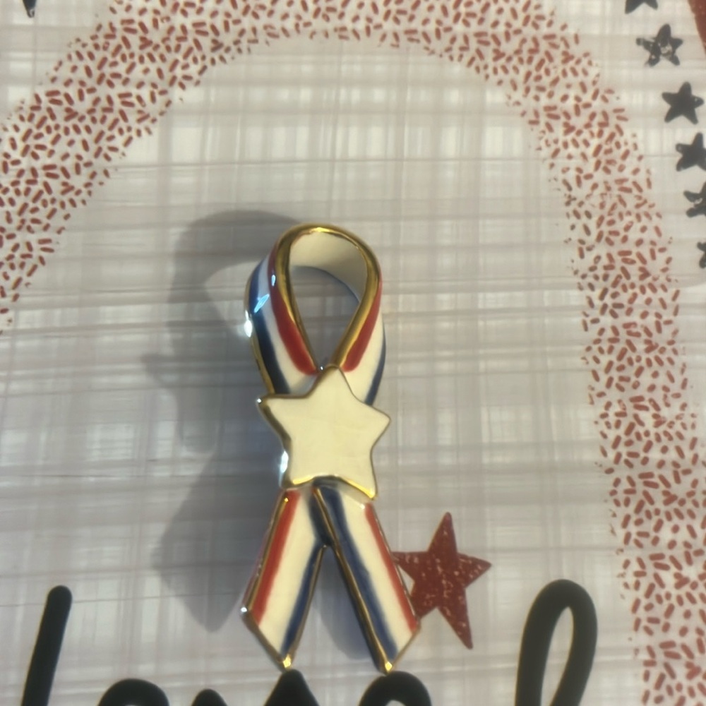 Patriotic Ribbon Brooch